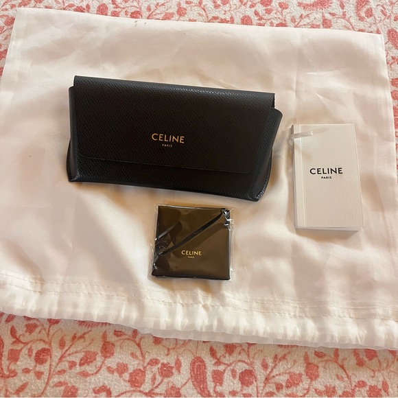 Celine Of Paris EyeGlass Case - Picture 2 of 10